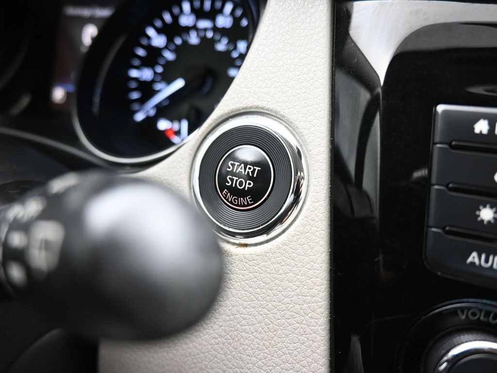 Used 2022 Nissan Rogue Sport SV w/ Technology Package AWD/4WD image 21
