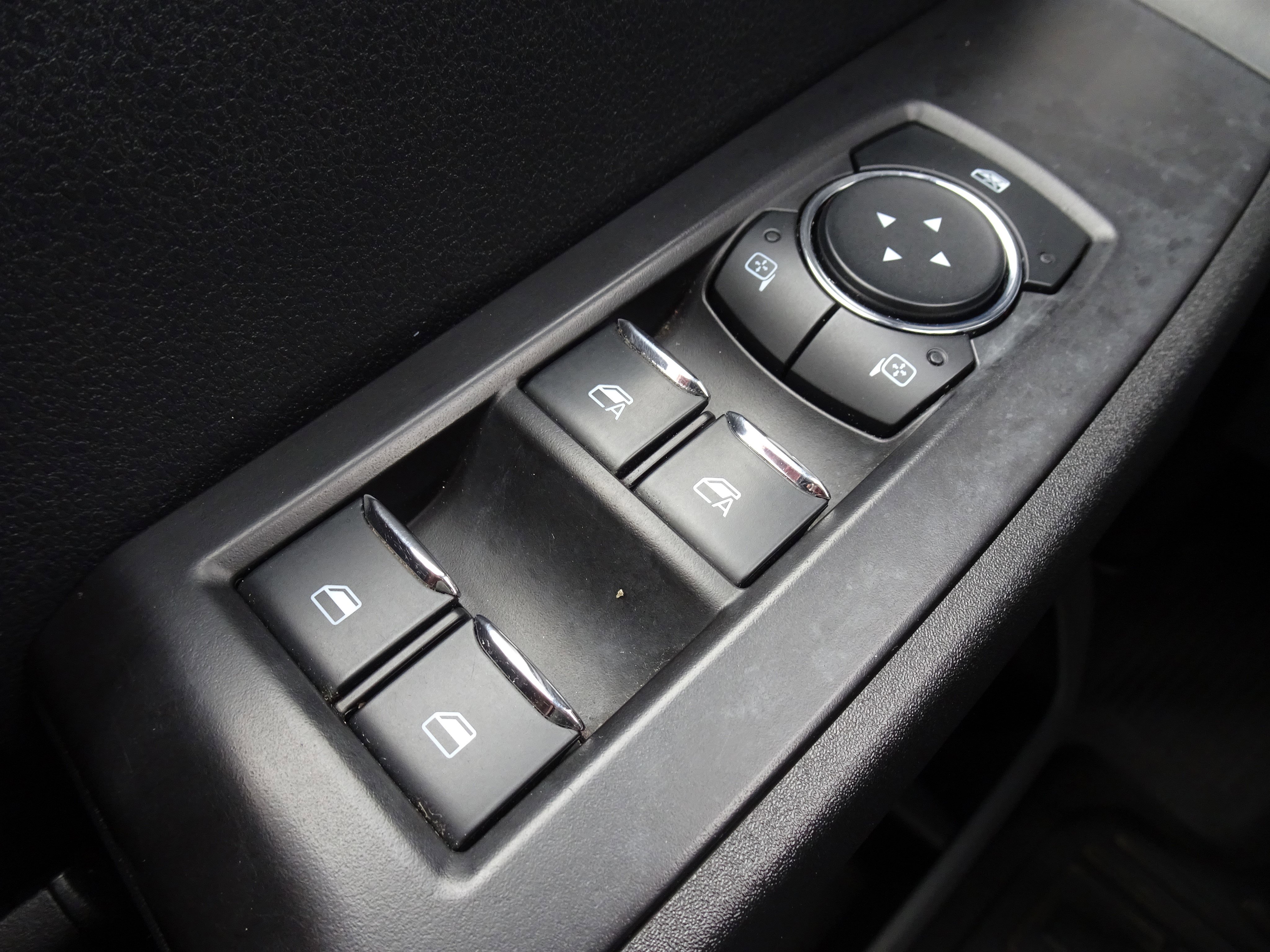 Used 2024 Ford F350 XL w/ Snow Plow Prep Package image 26