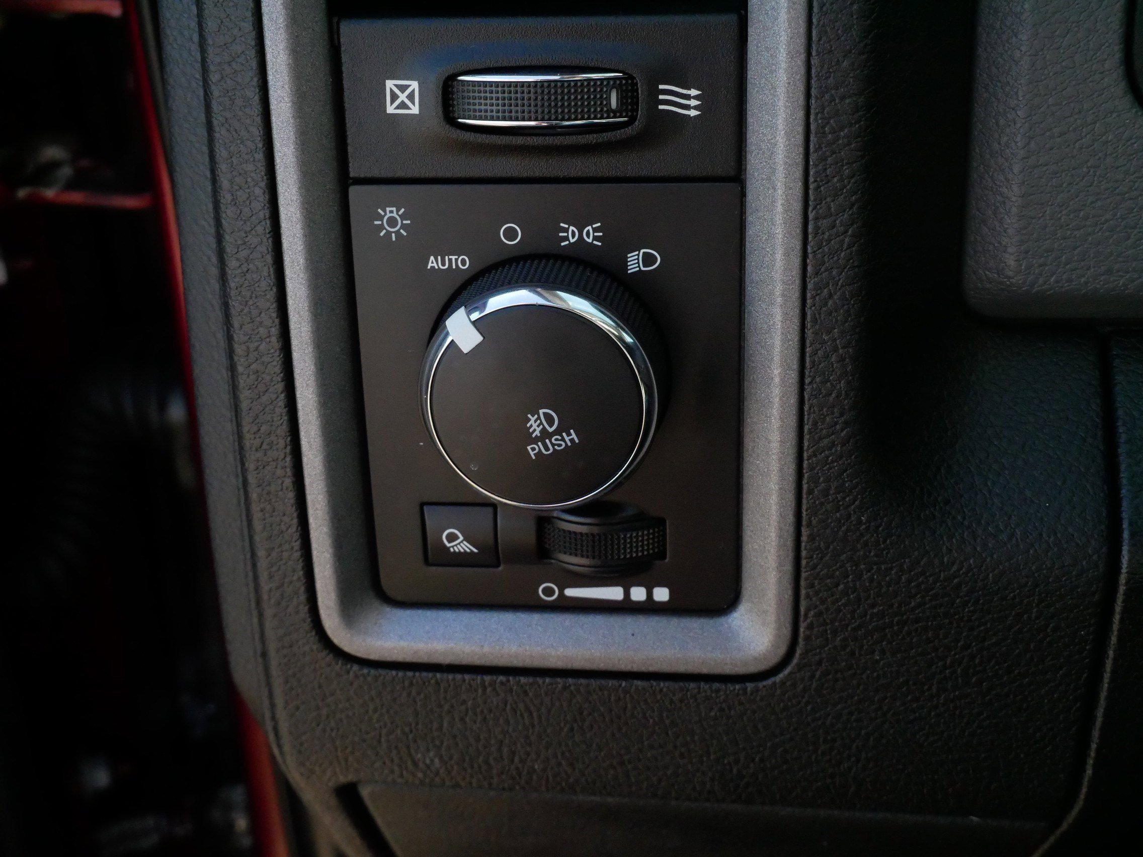 Used 2017 RAM 1500 Express w/ Express Value Package image 28