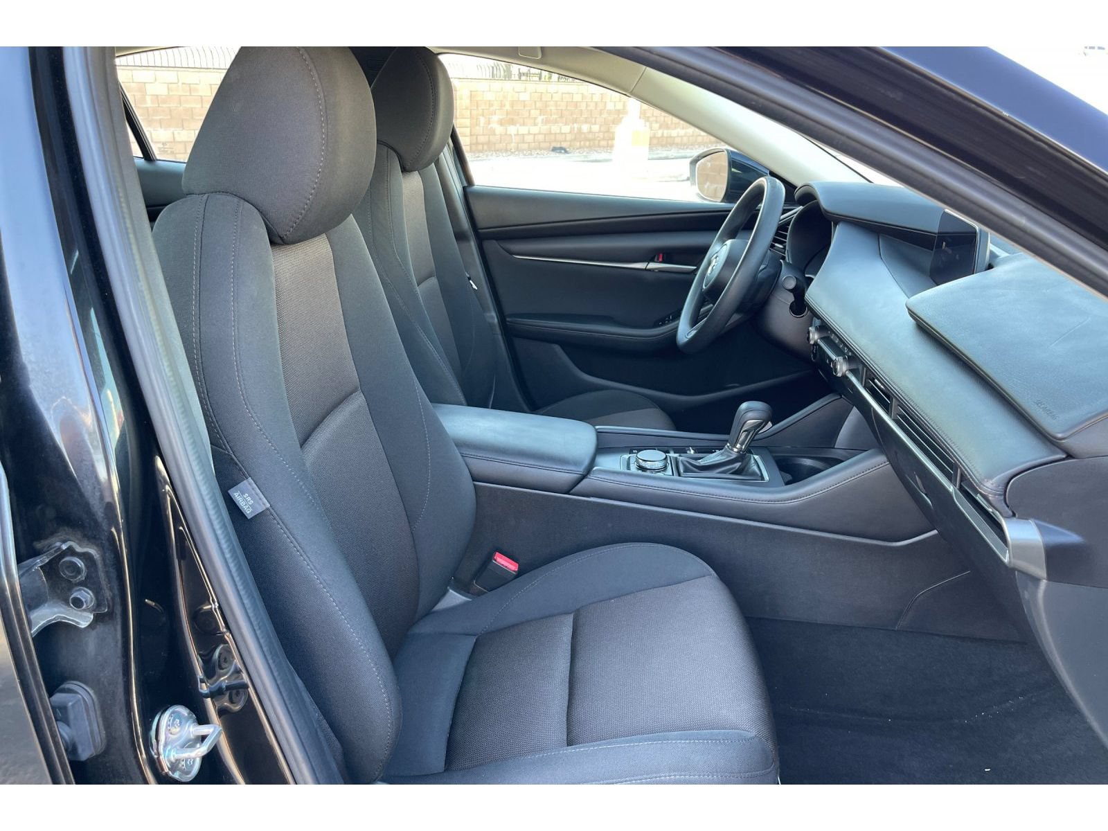 Certified 2022 MAZDA MAZDA3 Sedan FWD image 19