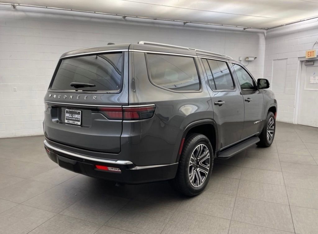 New 2025 Jeep Wagoneer 4WD w/ Premium Group I image 4