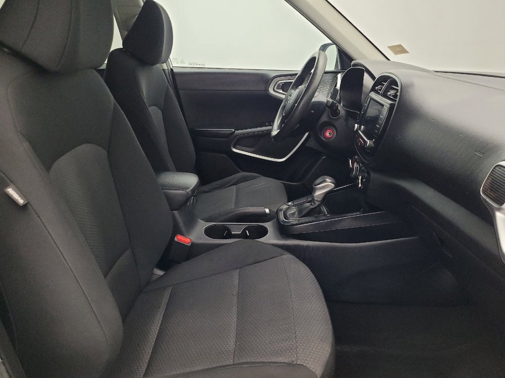 Used 2023 Kia Soul LX FWD image 21