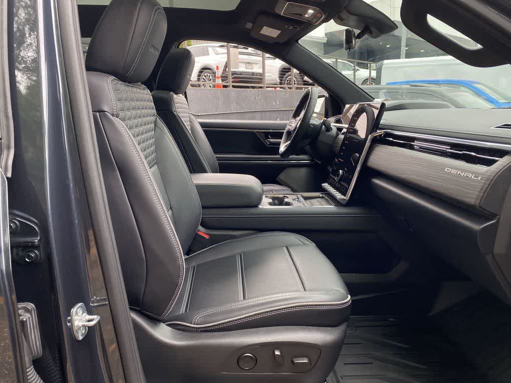 Used 2026 GMC Sierra EV Denali AWD/4WD image 18