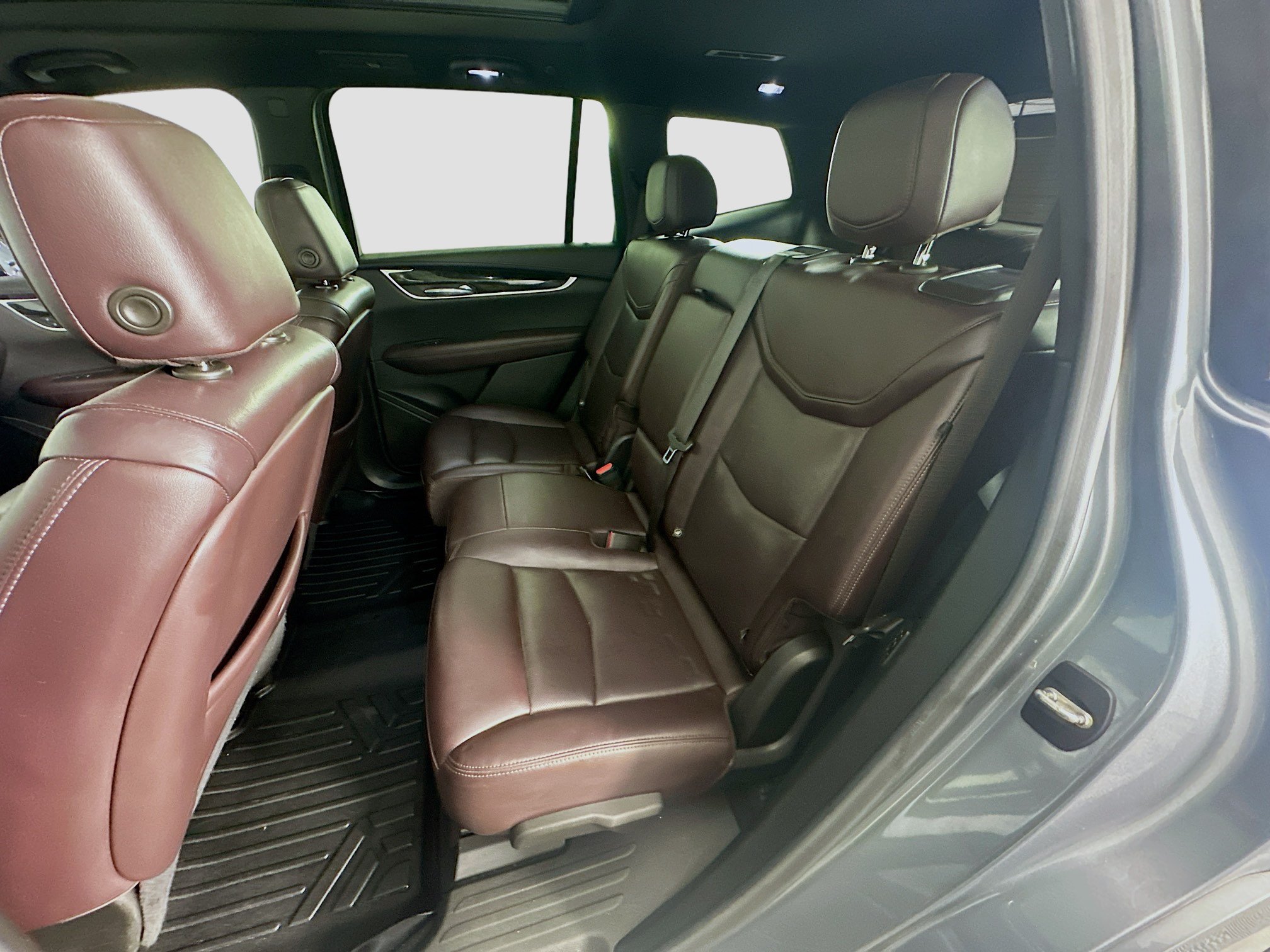 Used 2022 Cadillac XT6 Premium Luxury FWD image 29