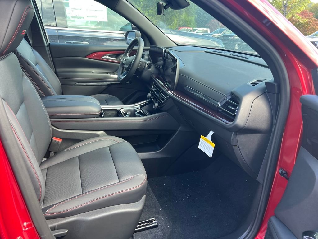 New 2026 Chevrolet Traverse Z71 w/ Driver Confidence Package image 6
