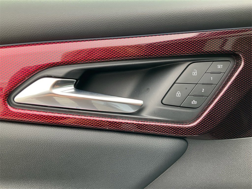 New 2026 Chevrolet Traverse RS w/ LPO, Floor Liner Package image 24