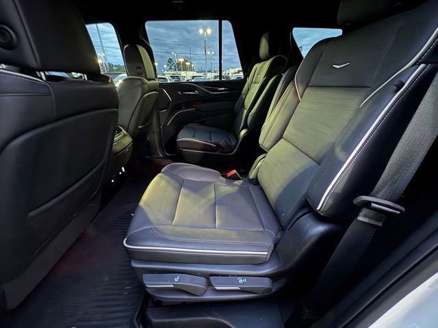 Used 2024 Cadillac Escalade Sport w/ Touring Package image 10
