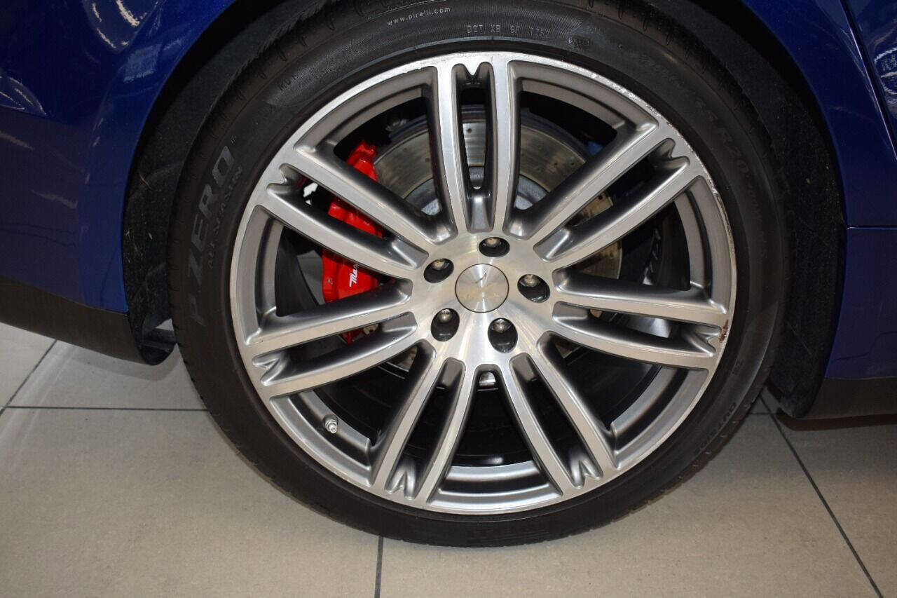 Used 2016 Maserati Ghibli S image 17