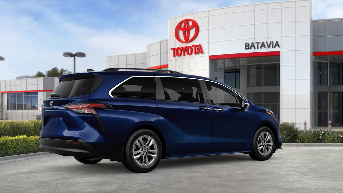 New 2026 Toyota Sienna XLE AWD/4WD image 10