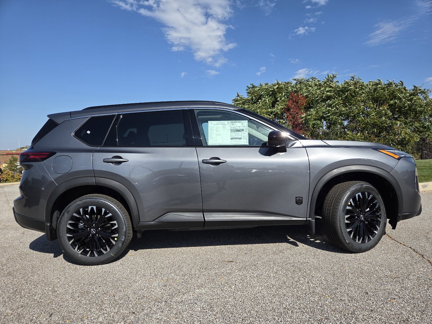 New 2027 Nissan Rogue Dark Armor AWD/4WD image 19