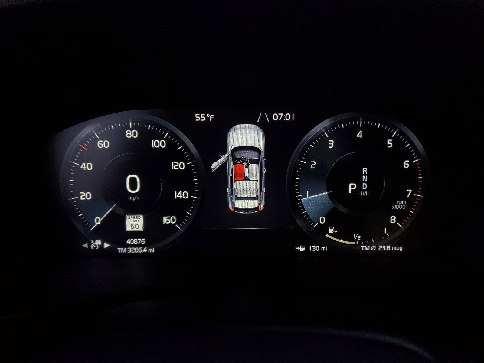 Used 2022 Volvo XC40 T5 R-Design w/ Advanced Package image 32