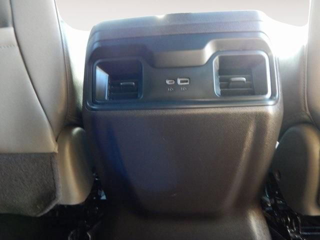 Used 2024 Chevrolet Silverado 1500 LT Trail Boss w/ LT Trail Boss Premium Package image 13