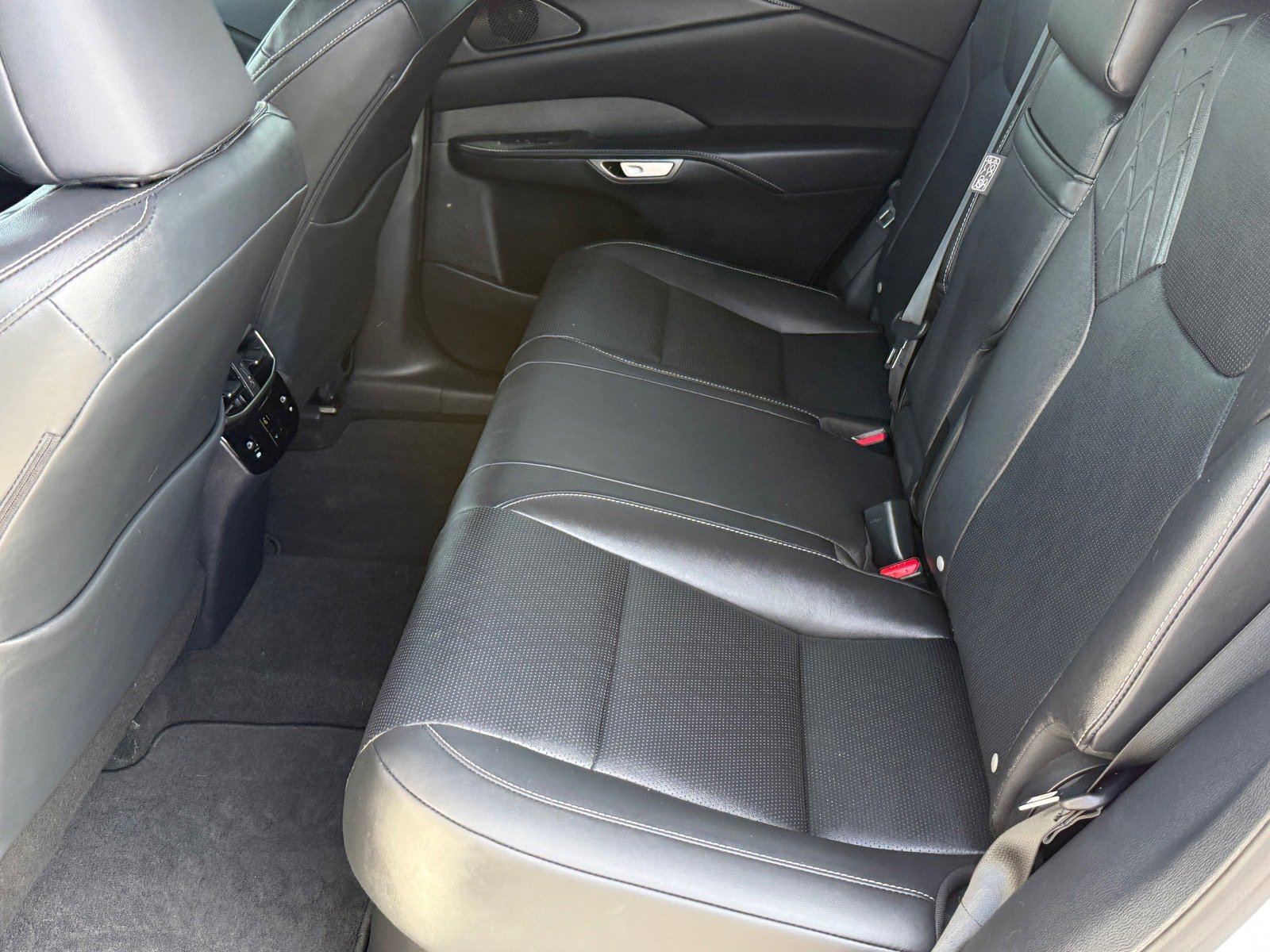 Used 2024 Lexus RX 350 FWD image 16