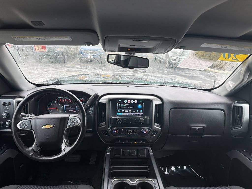 Used 2018 Chevrolet Silverado 1500 LT w/ Midnight Edition image 16