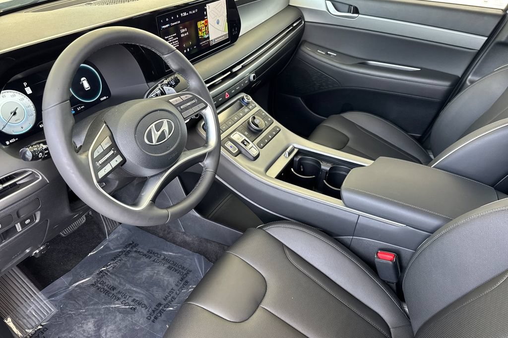 Used 2025 Hyundai Palisade SEL FWD image 12