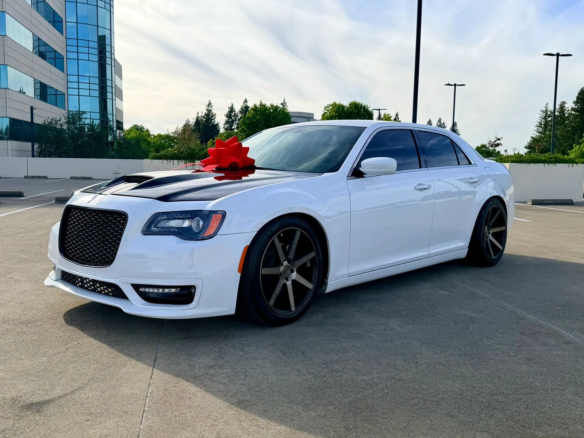 Used 2013 Chrysler 300 S RWD image 25