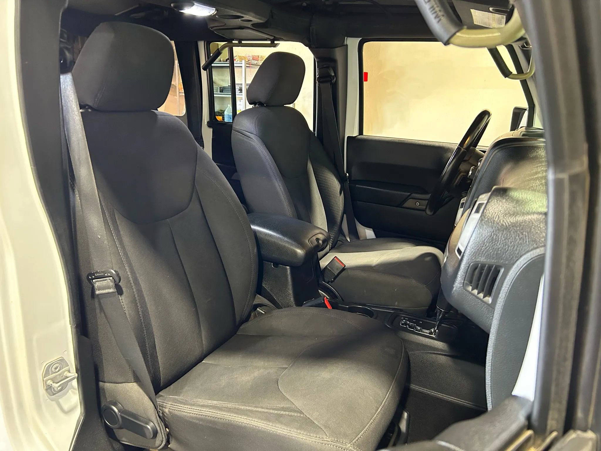 Used 2016 Jeep Wrangler Unlimited Sport w/ Quick Order Package 24S image 12