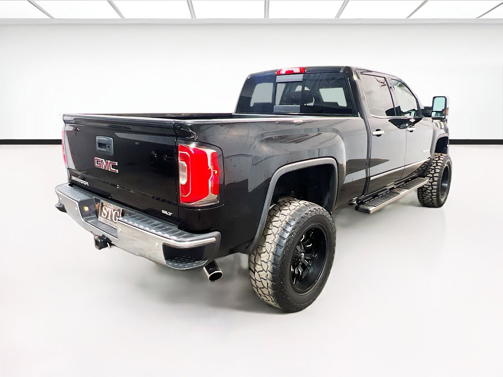 Used 2017 GMC Sierra 1500 SLT w/ SLT Premium Package image 5