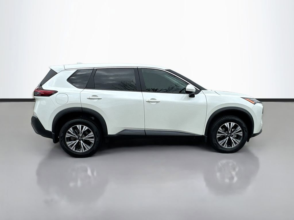 Used 2023 Nissan Rogue SV image 8