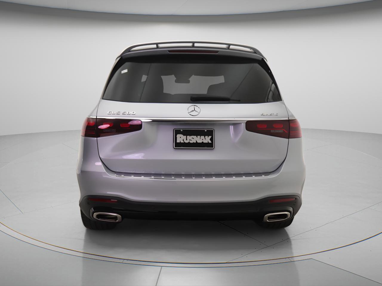 New 2026 Mercedes-Benz GLS 580 4MATIC image 3