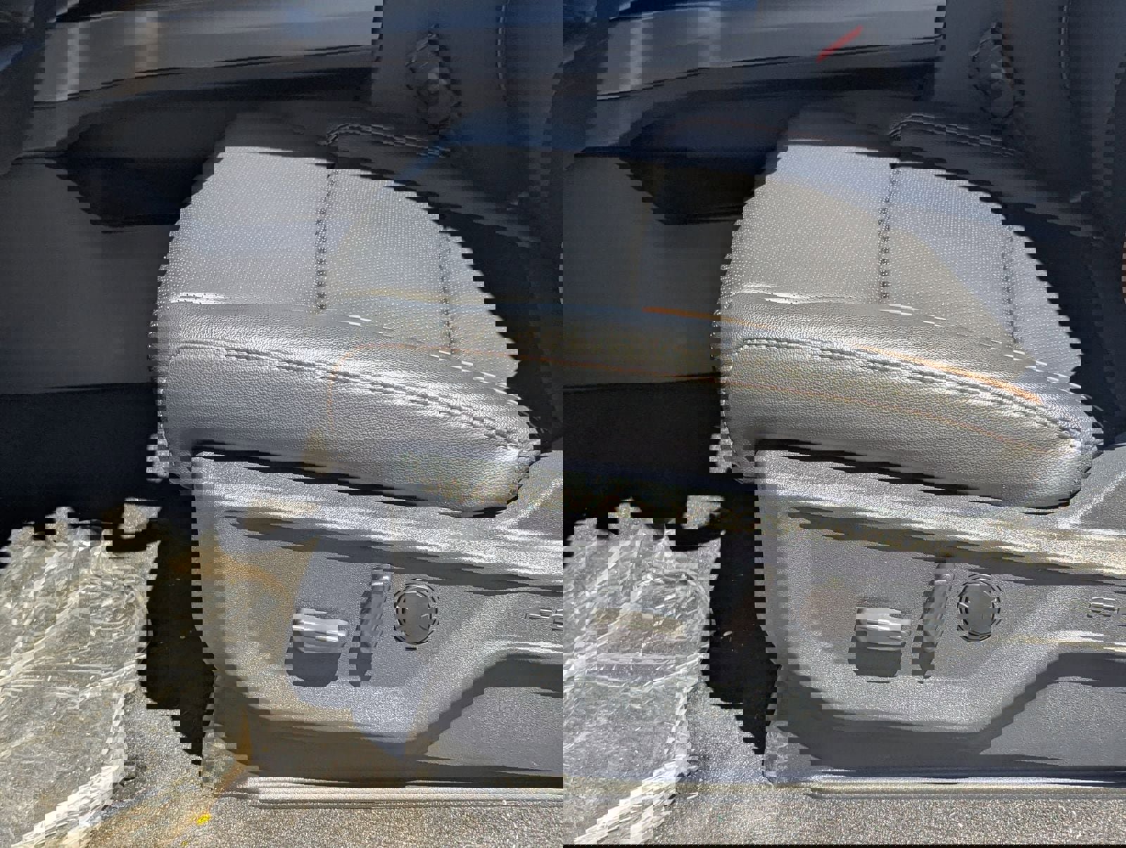 New 2026 Ford F250 Lariat w/ Black Appearance Package AWD/4WD image 50