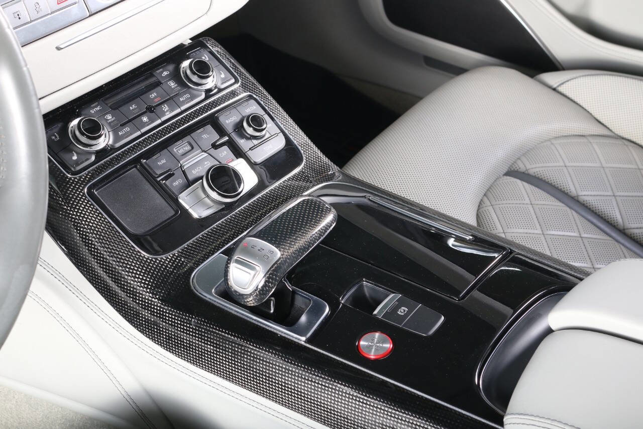 Used 2014 Audi S8 AWD/4WD image 53