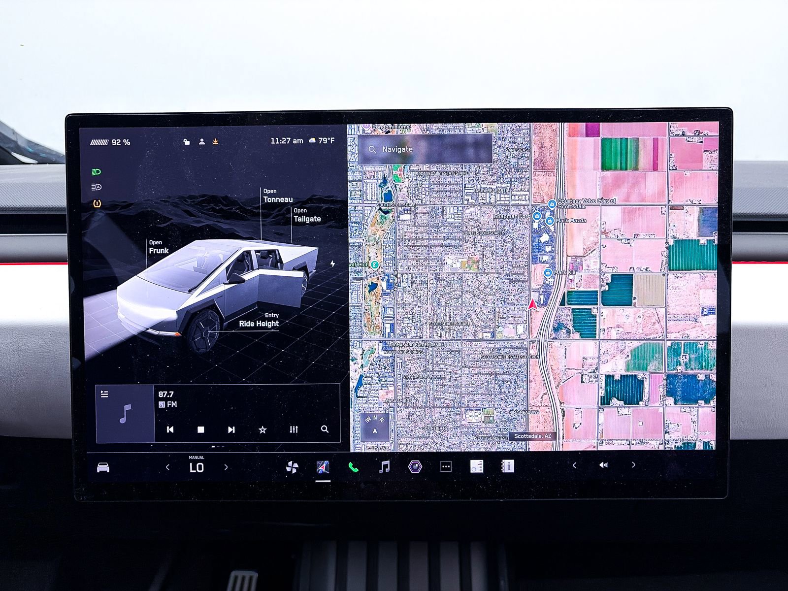 Used 2024 Tesla Cybertruck AWD Crew Cab image 4