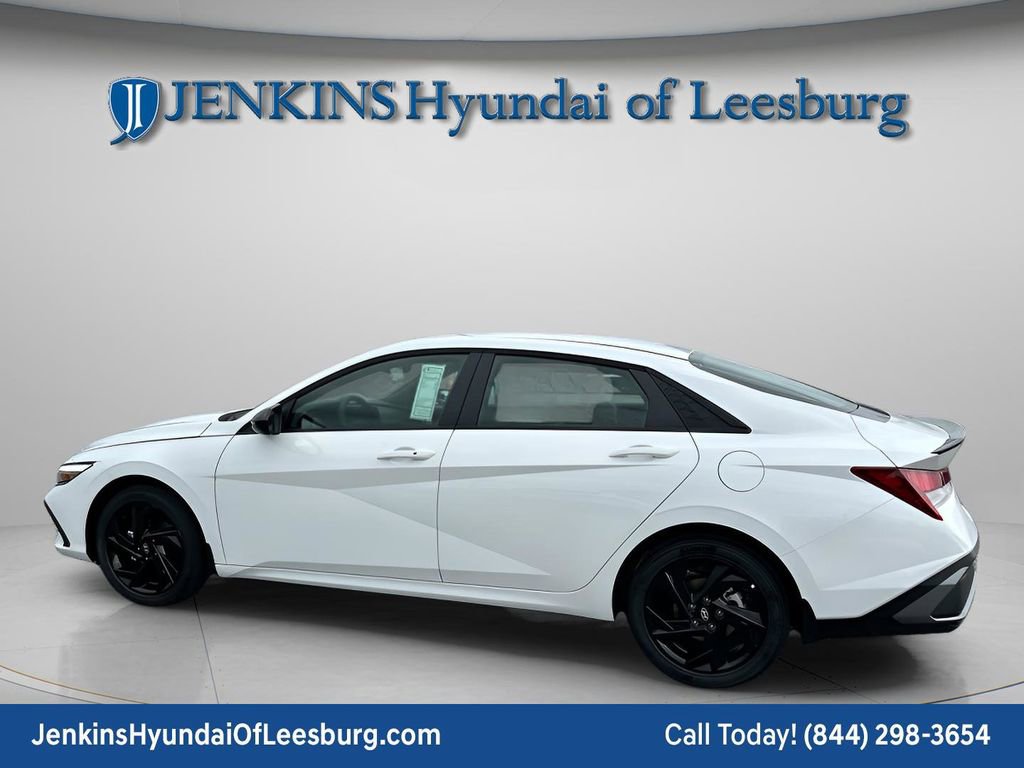 New 2026 Hyundai Elantra Sport FWD image 8