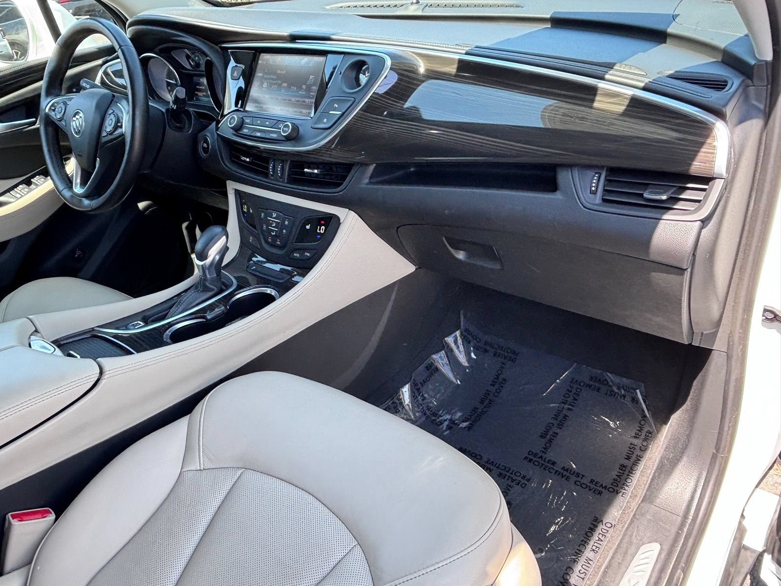 Used 2019 Buick Envision Essence FWD image 13