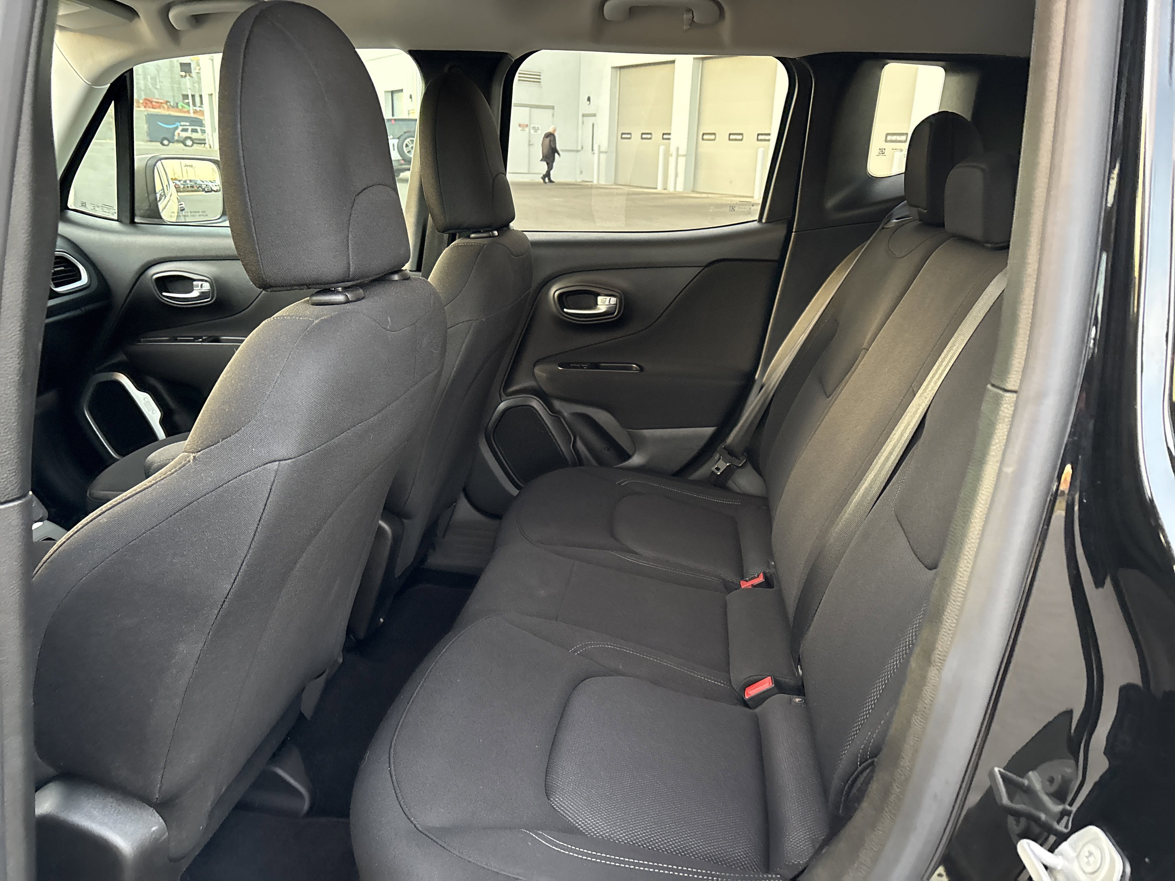 Used 2021 Jeep Renegade Sport image 33