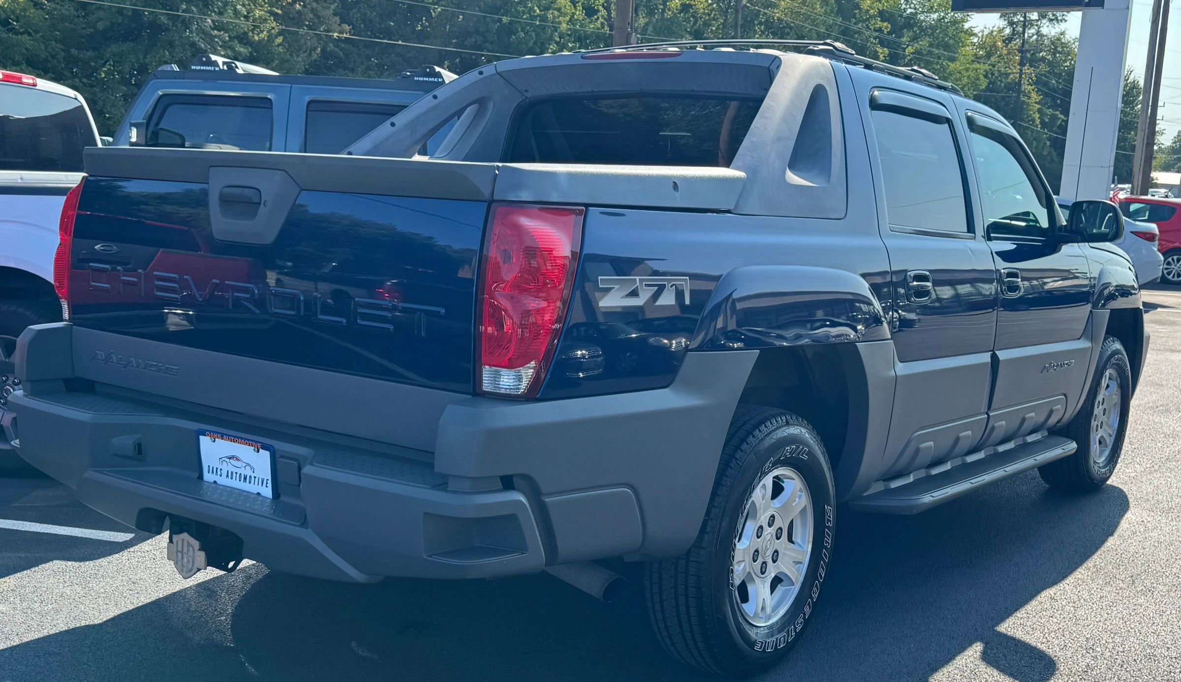 Used 2002 Chevrolet Avalanche 4x4 w/ Off-Road Suspension Pkg image 8