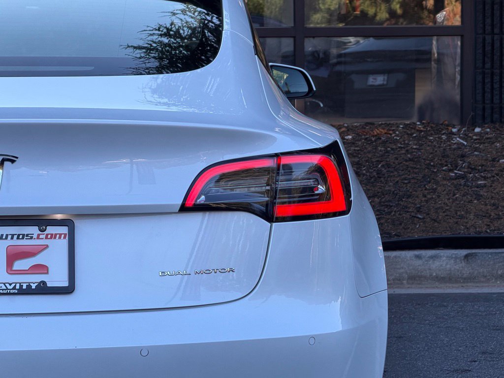 Used 2021 Tesla Model 3 Long Range AWD/4WD image 16