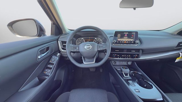 Certified 2025 Nissan Rogue SV image 20