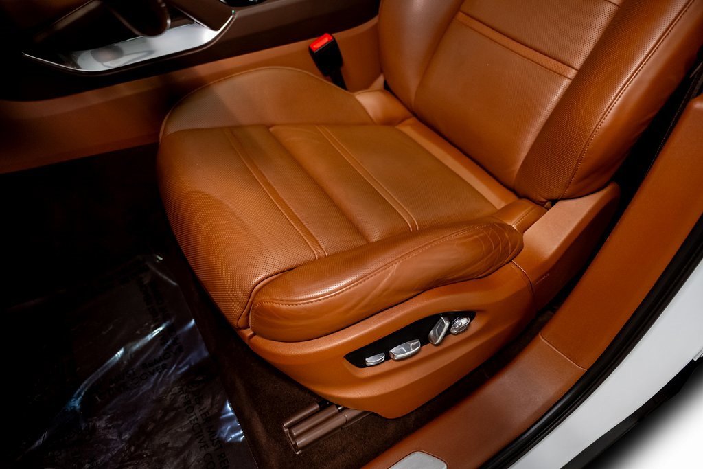 Used 2021 Porsche Cayenne Turbo image 28