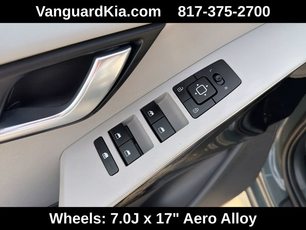 Used 2023 Kia Niro Wind FWD image 17