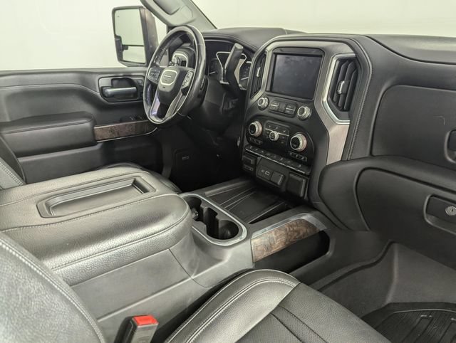 Used 2020 GMC Sierra 2500 Denali w/ Denali Ultimate Package AWD/4WD image 21