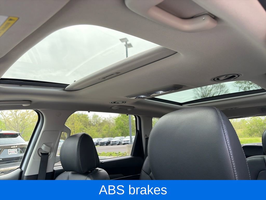 Used 2021 Kia Telluride SX w/ Towing Package FWD image 29