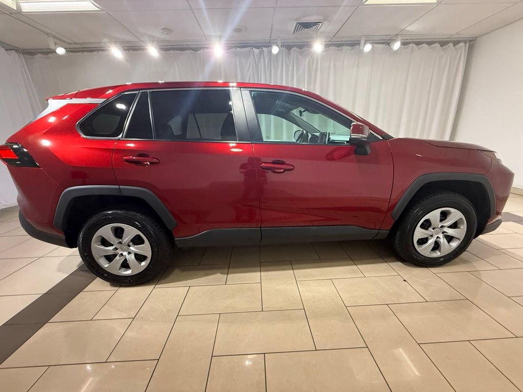 Certified 2023 Toyota RAV4 LE AWD/4WD image 6