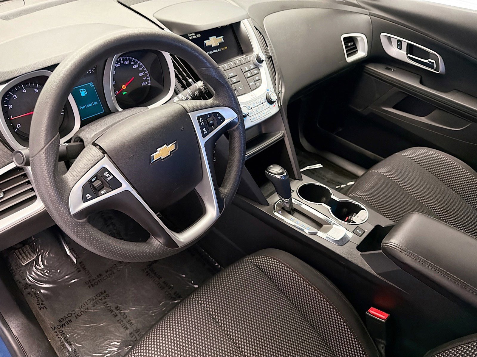 Used 2017 Chevrolet Equinox LT FWD image 7
