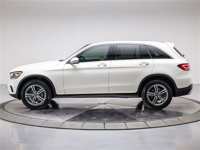 Used 2021 Mercedes-Benz GLC 300 SUV image 2
