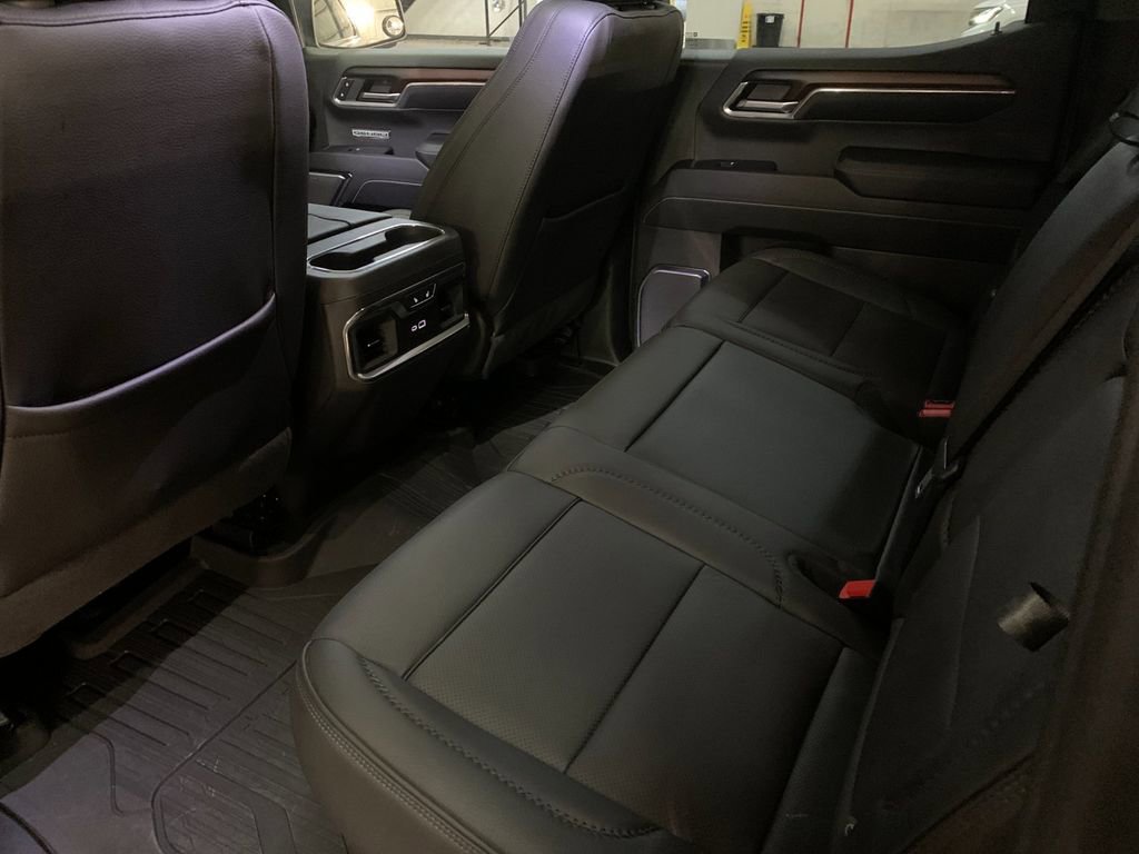 Used 2024 GMC Sierra 1500 Denali w/ Technology Package image 14