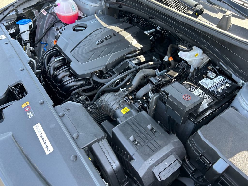 Used 2024 Kia Sportage LX image 30