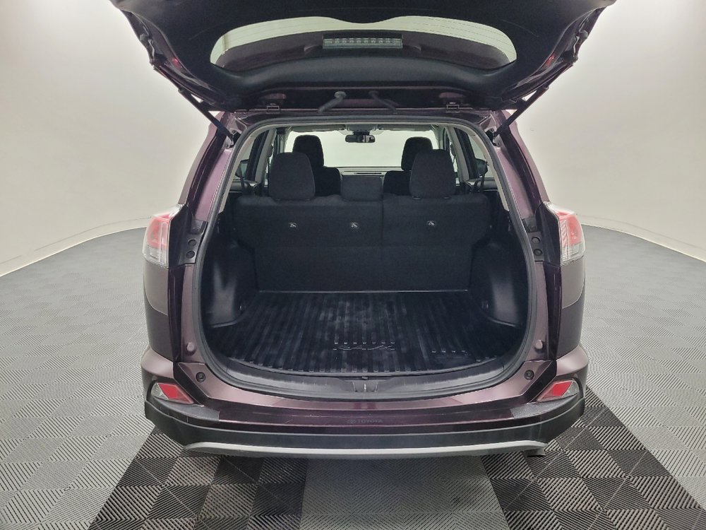 Used 2018 Toyota RAV4 XLE w/ Plus Extra Value Package AWD/4WD image 29