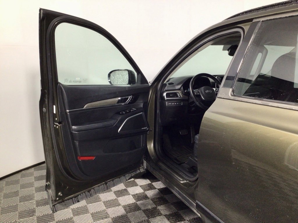 Used 2021 Kia Telluride SX w/ SX Prestige Package image 15