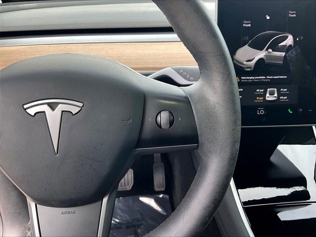 Used 2021 Tesla Model Y Long Range AWD/4WD image 12