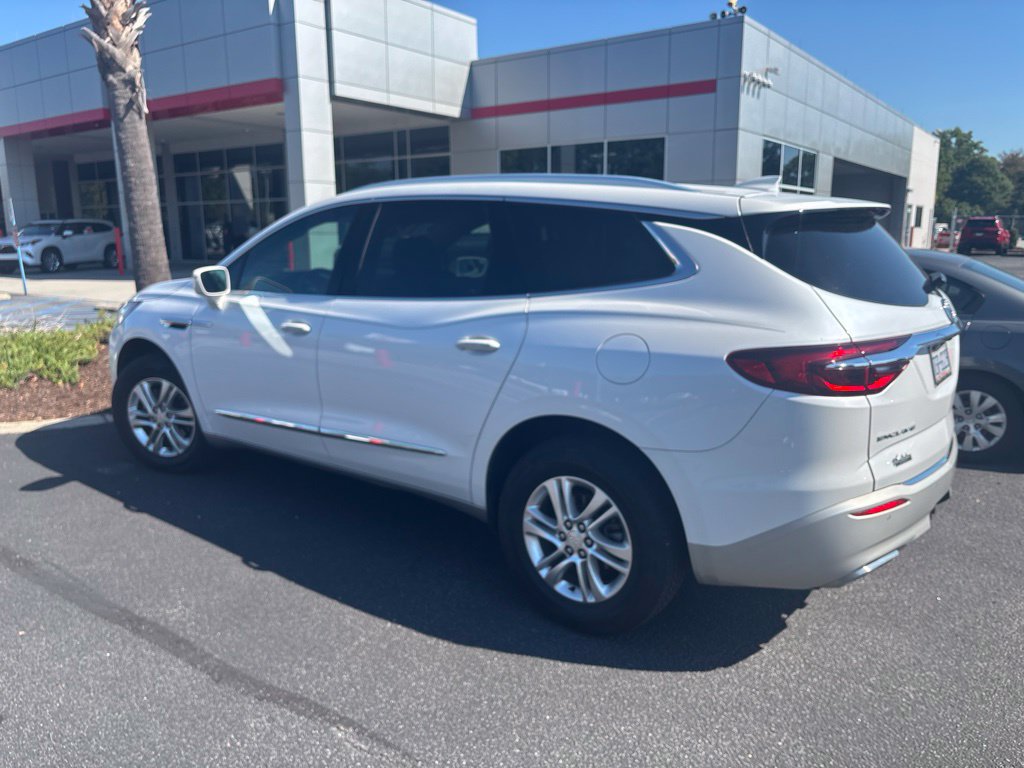 Used 2020 Buick Enclave Essence FWD image 6