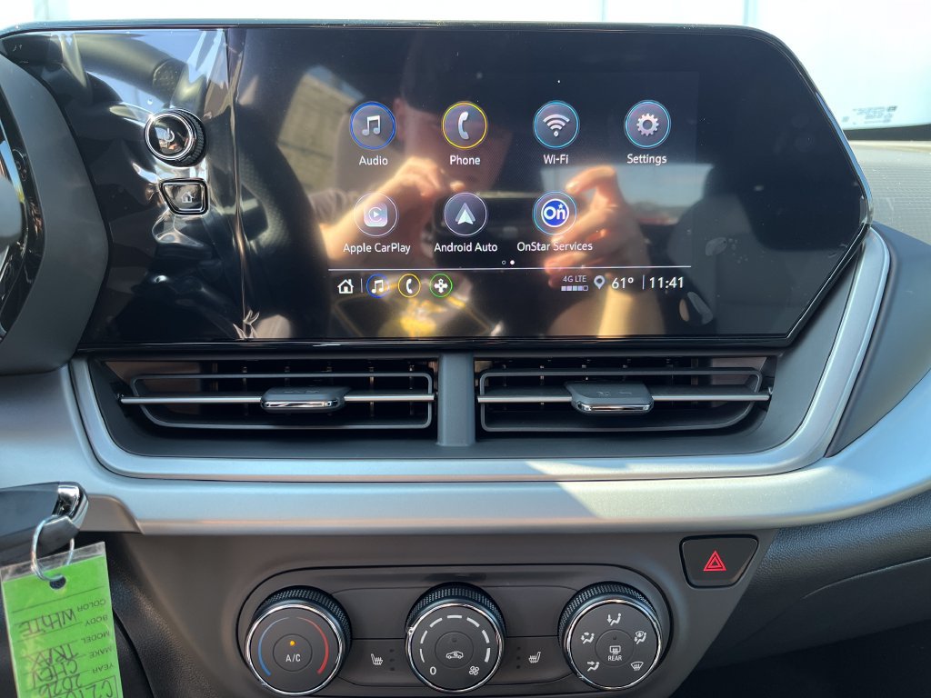 New 2026 Chevrolet Trax RS FWD image 18