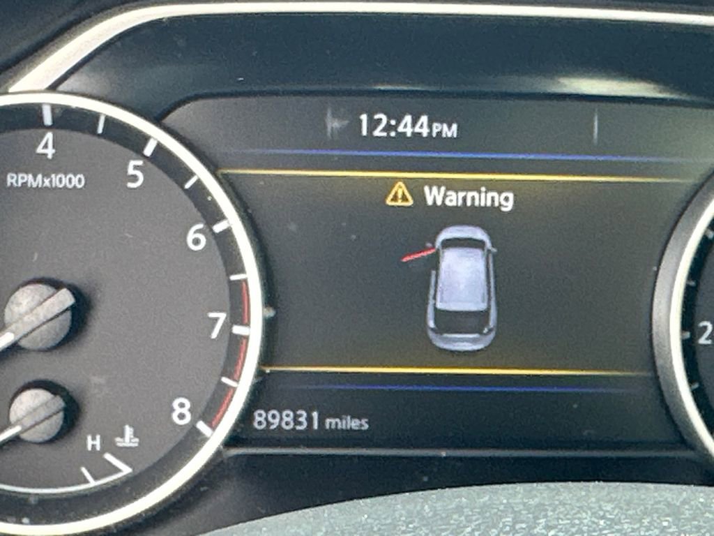Used 2016 Nissan Murano SL w/ SL Technology Package FWD image 19