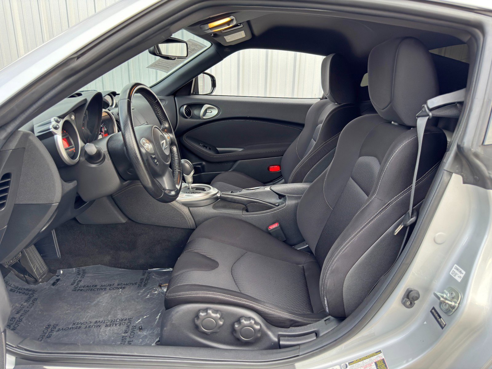 Used 2020 Nissan 370Z Coupe image 15