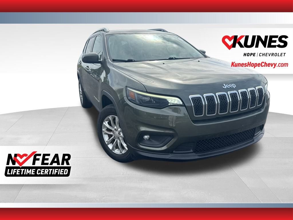 Used 2019 Jeep Cherokee Latitude w/ Popular Appearance Group
